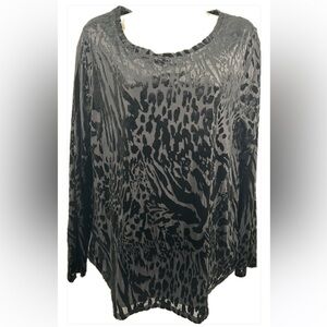 Simply Vera VeraWang velvet and mesh zebra print top size medium
